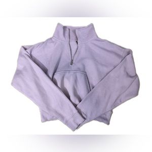 Size Medium H&M Divided Quarter zip lavender purple cropped sweatshirt